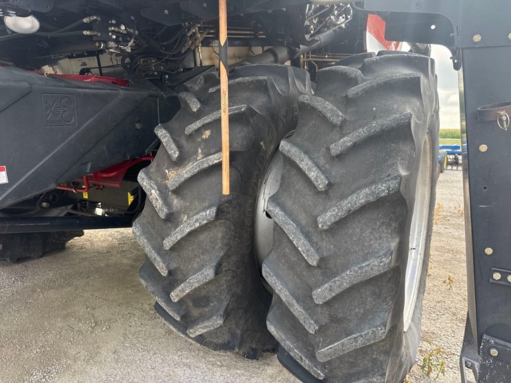 2004-case-ih-8010-image-18