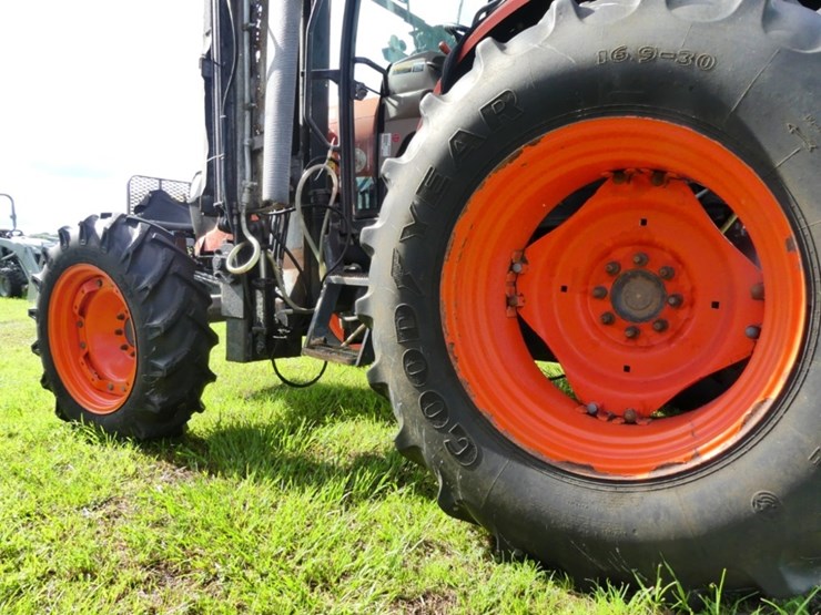 2014-kubota-m8560-image-9