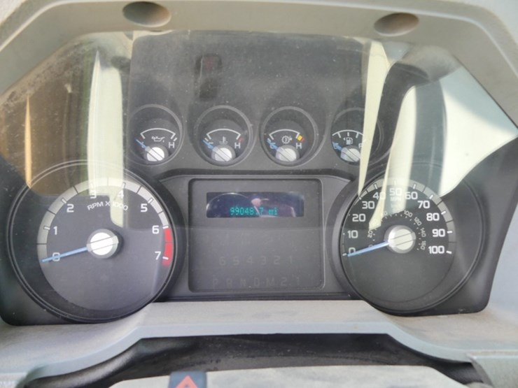 2013-ford-f350-xl-image-12