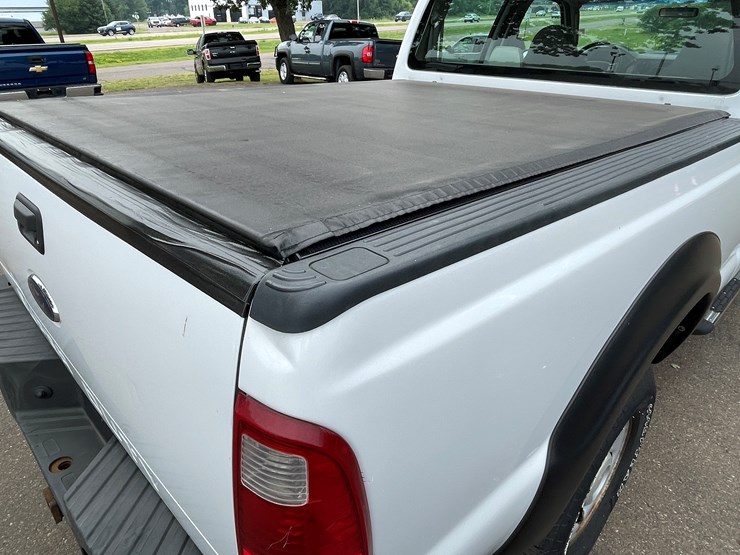 2008-ford-f350-xl-image-33