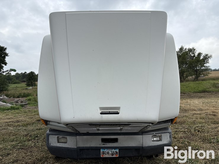 1989-freightliner-fld120-image-14