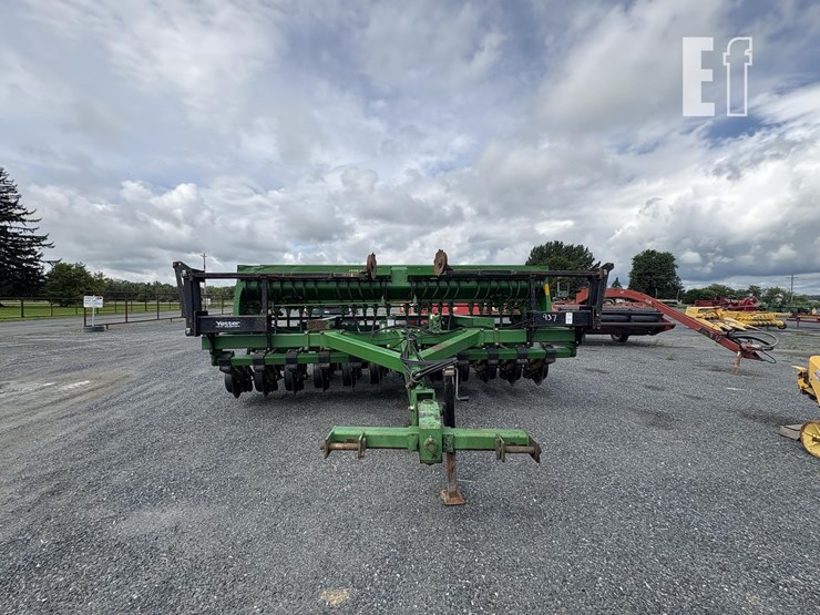 john-deere-750-image-21
