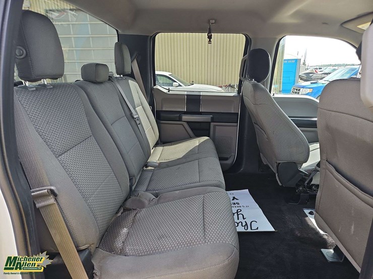 2016-ford-f150-image-17