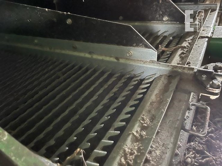 2014-john-deere-s670-image-45