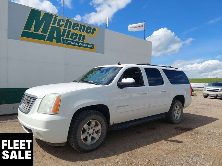 2012-gmc-yukon-xl-image-1