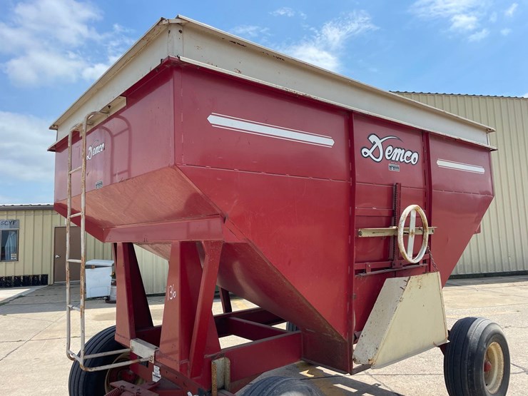 demco-325-image-16