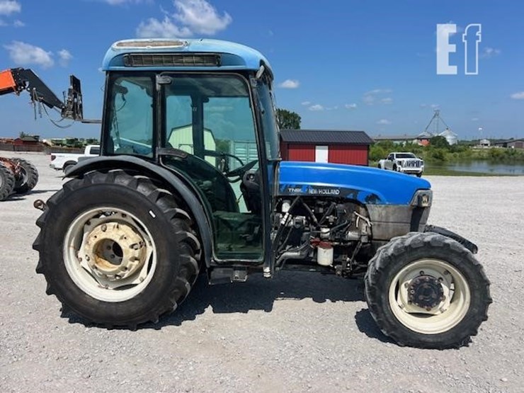 2002-new-holland-tn95f-image-2