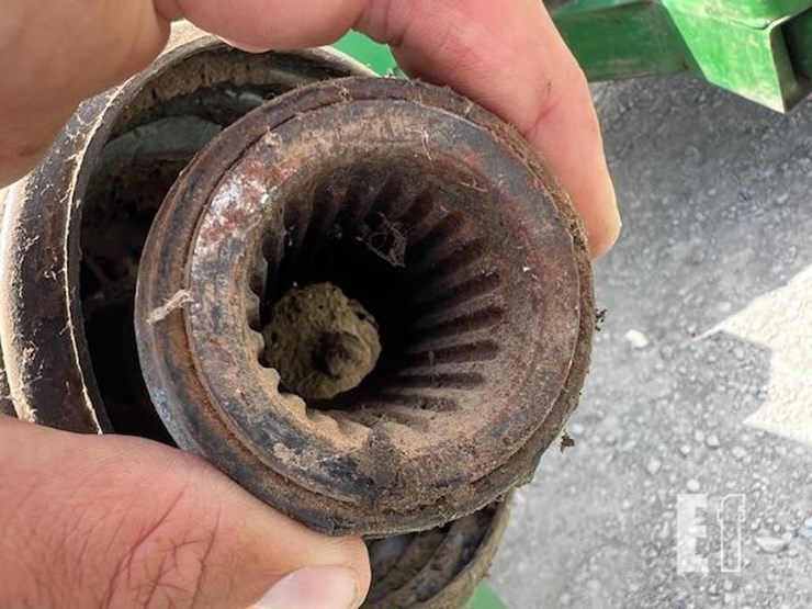 2010-john-deere-3975-image-8
