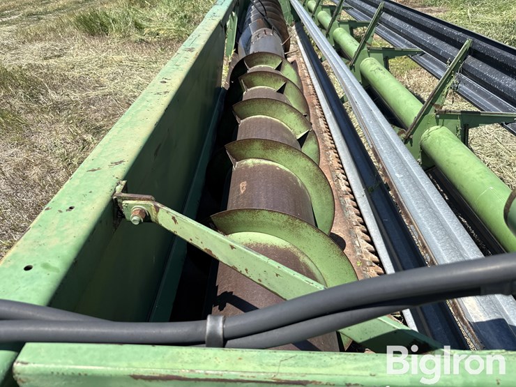 1979-john-deere-224-image-15