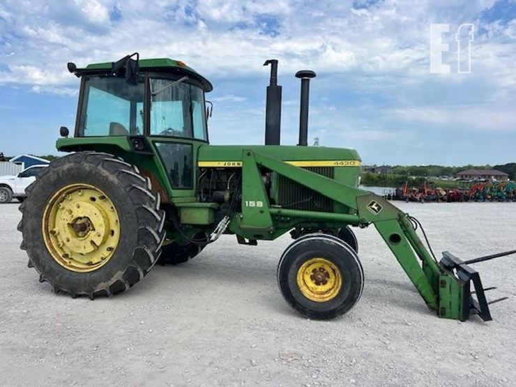 john-deere-4430h-image-3