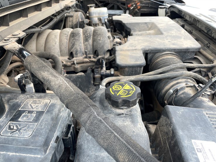 2018-chevrolet-silverado-1500-z71-image-106