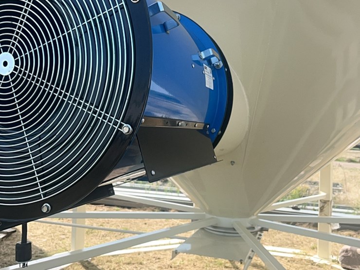 concept-5,000-bushel-hopper-bin,-fully-equipped-with-agi-grainguard-10-hp-bin-fan-with-three-phase-electric-motor-image-43