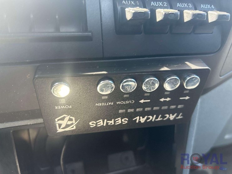 2014-altec-at200a-image-38