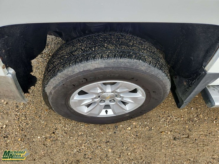 2015-chevrolet-silverado-1500-image-26