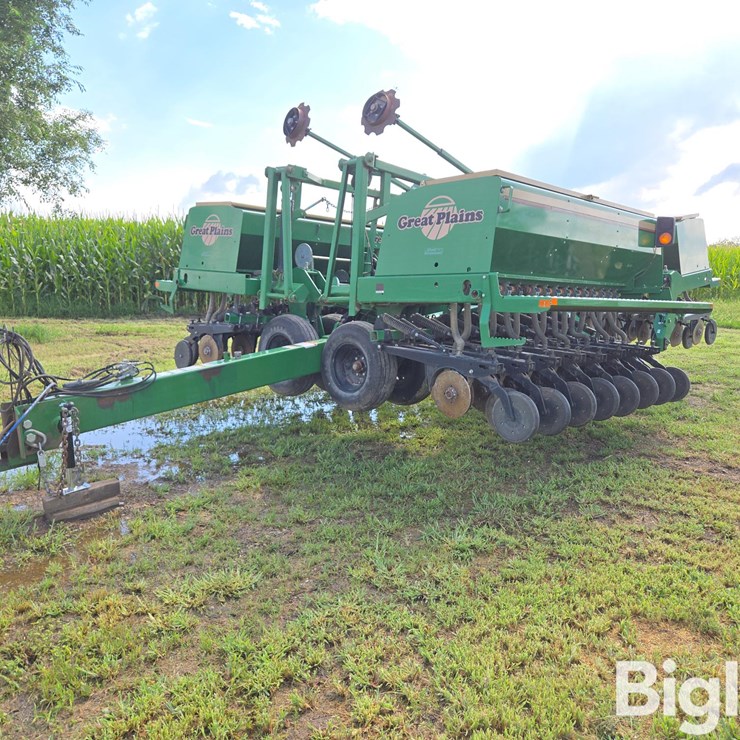 2003 GREAT PLAINS 3S-3000