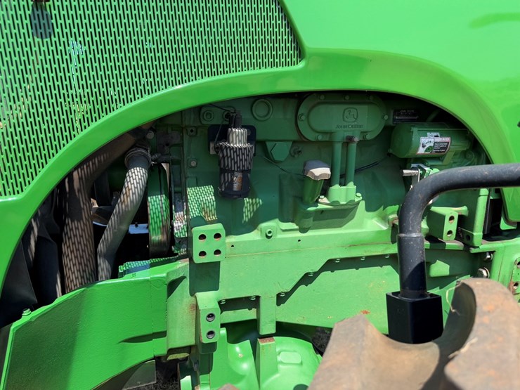 john-deere-8420-image-4