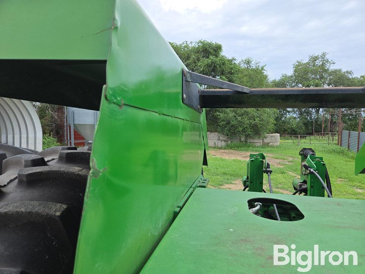 1990-john-deere-8560-image-19