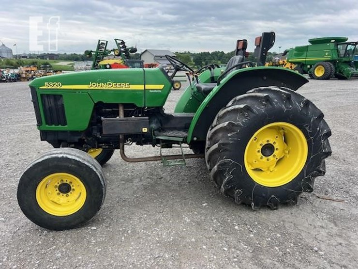 2001-john-deere-5320-image-2