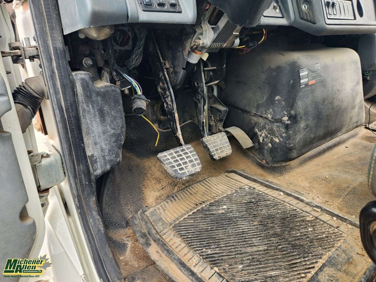 2007-international-durastar-4400-image-26