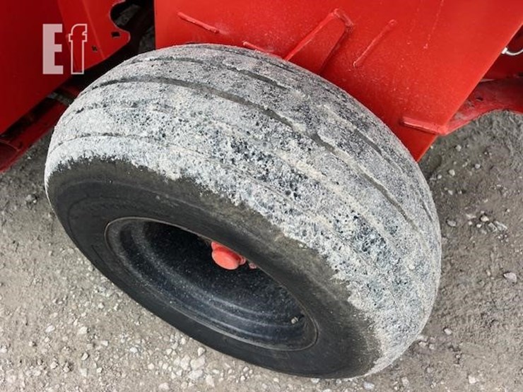 2014-kuhn-fc303gl-image-7