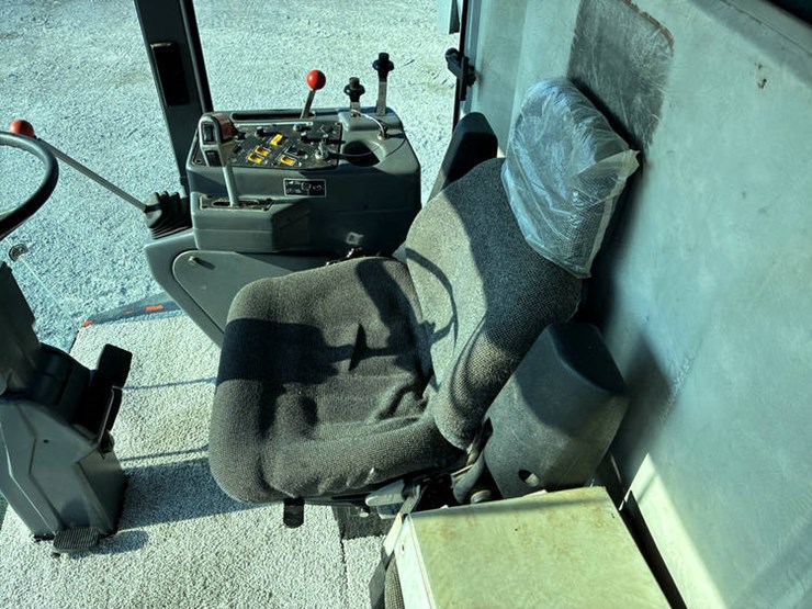 gleaner-r62-image-77