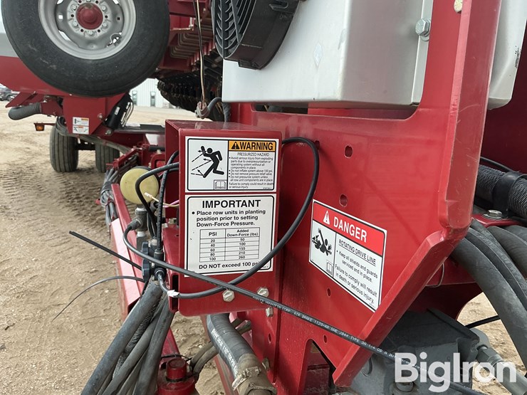 2011-case-ih-1240-image-12