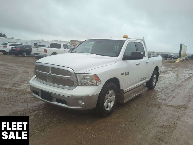 2014-ram-1500-slt-image-19