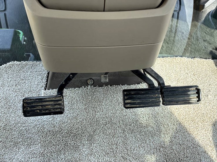 2018-john-deere-8370r-image-84
