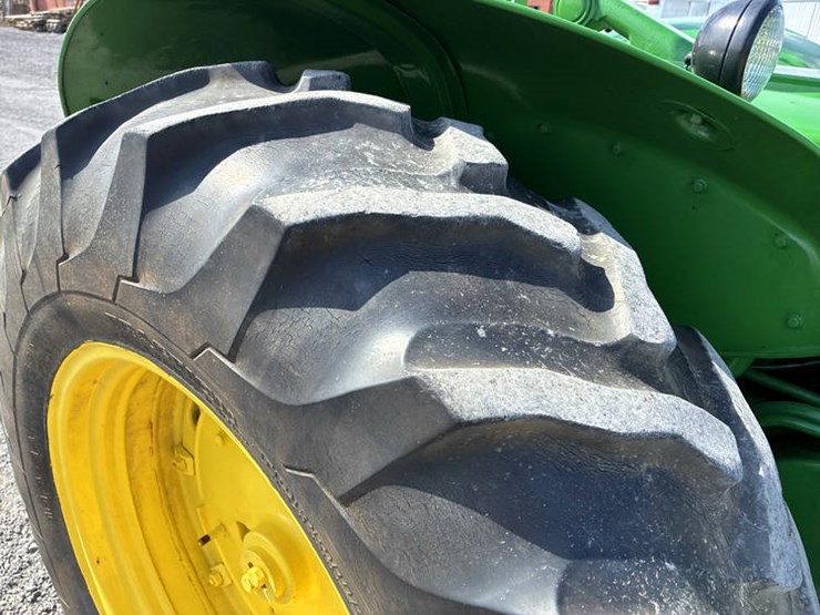1958-john-deere-820-image-39