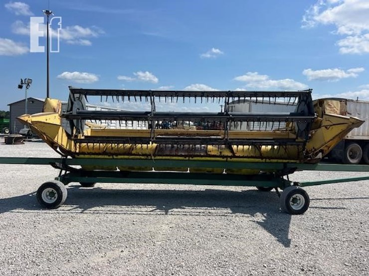 new-holland-tr85-image-69