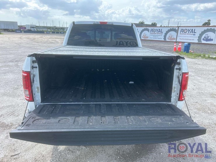 2016-ford-f150-image-24