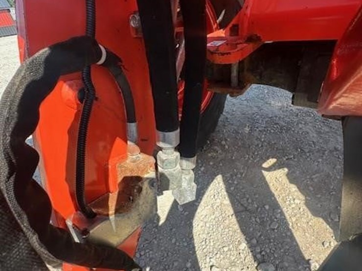 2020-kubota-r630-image-15
