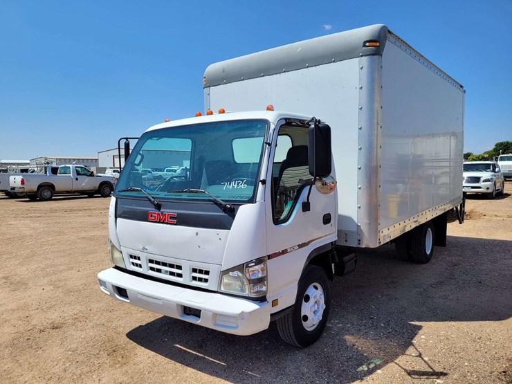 2007-gmc-w4500-image-1