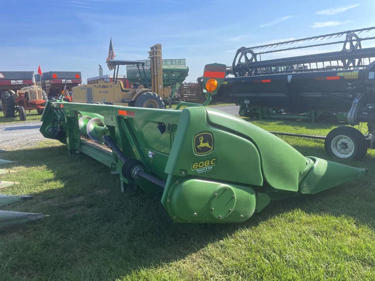 2009-john-deere-608c-image-12