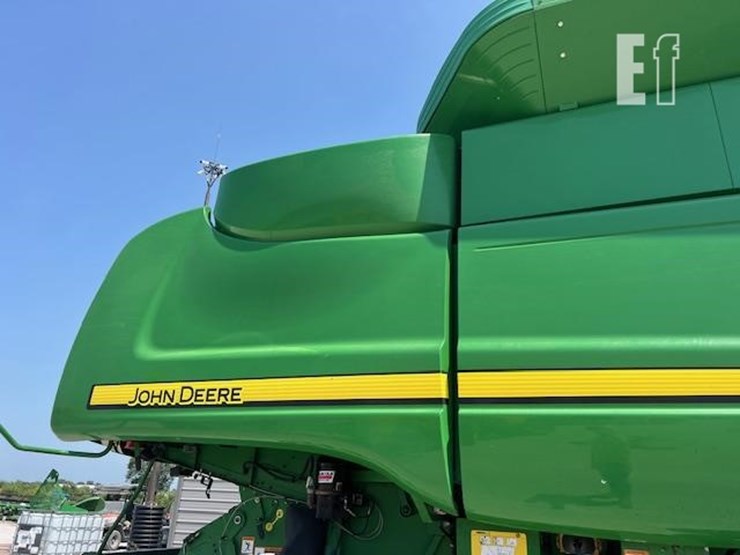 2009-john-deere-9670-sts-image-27