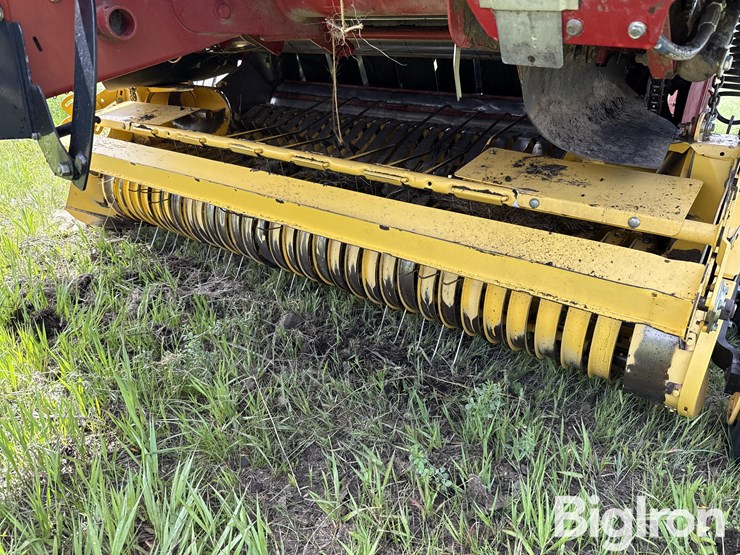 2012-new-holland-br7090-image-15