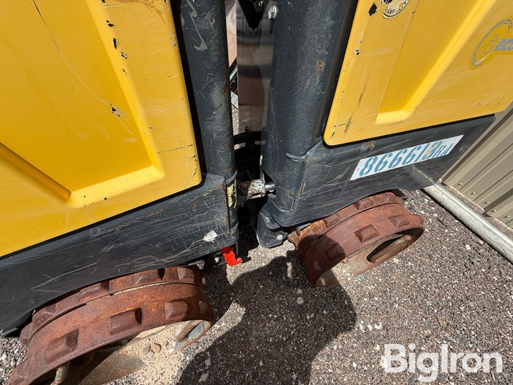 2011-bomag-bmp8500-image-10