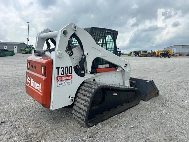2008-bobcat-t300-image-5