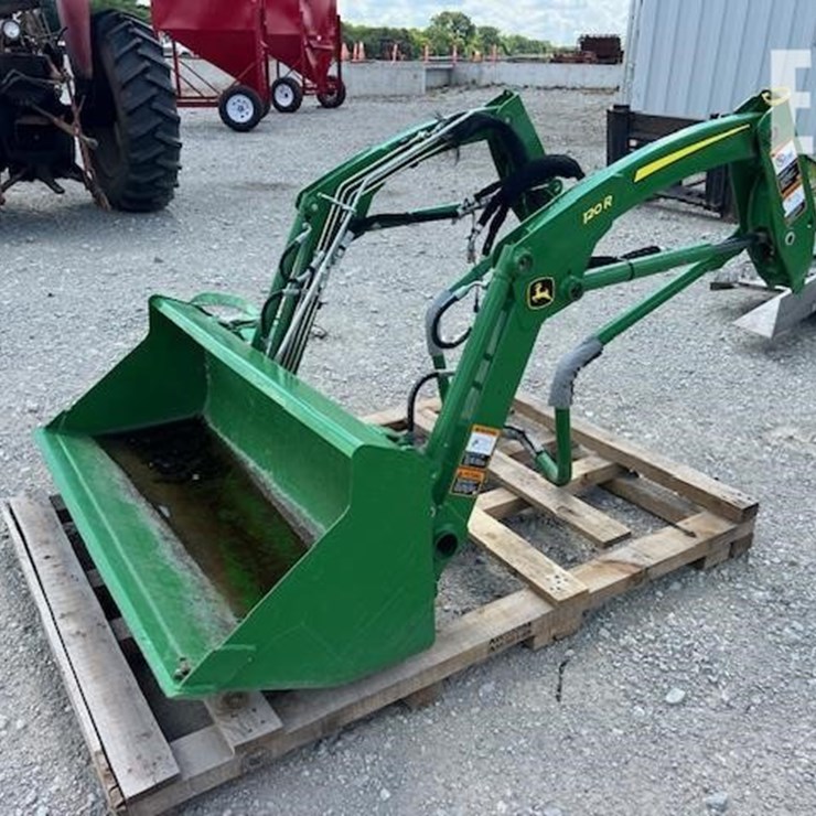 2021 JOHN DEERE 120