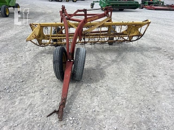 new-holland-256-image-9