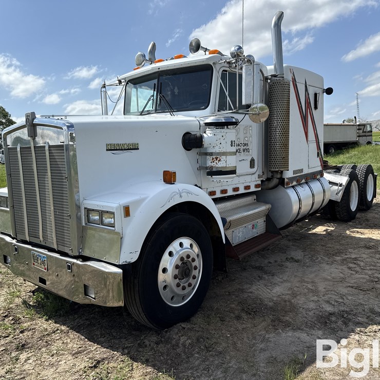 1984 KENWORTH W900