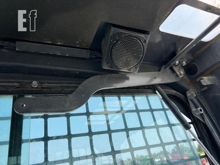 kubota-svl97-2-image-38