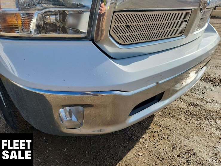 2014-ram-1500-slt-image-31