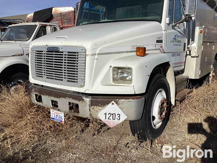 1998-freightliner-fl70-image-14
