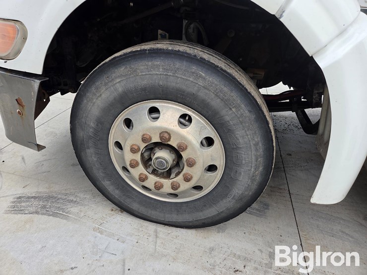 2007-peterbilt-386-image-15
