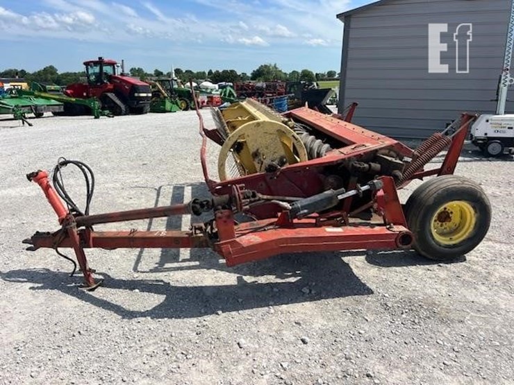 new-holland-469-image-2