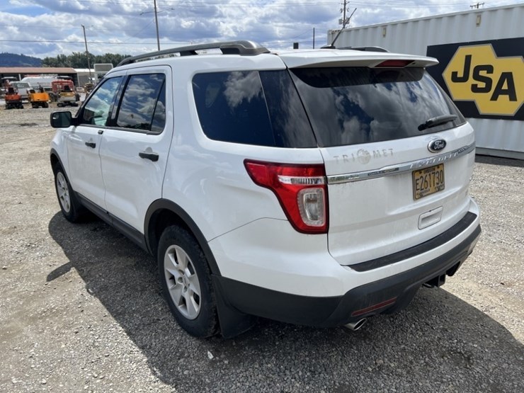 2014-ford-explorer-image-6