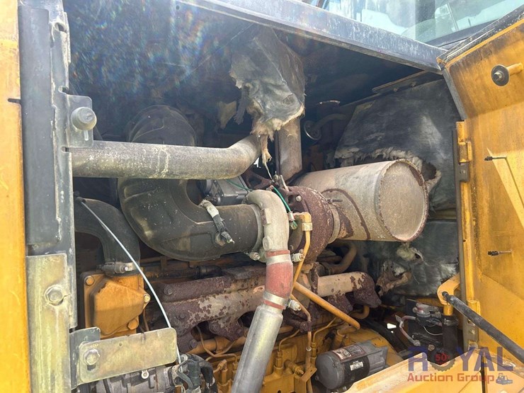 2005-johndeere-644k-image-18