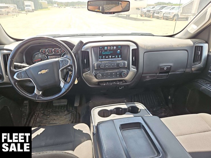 2018-chevrolet-silverado-1500-image-10
