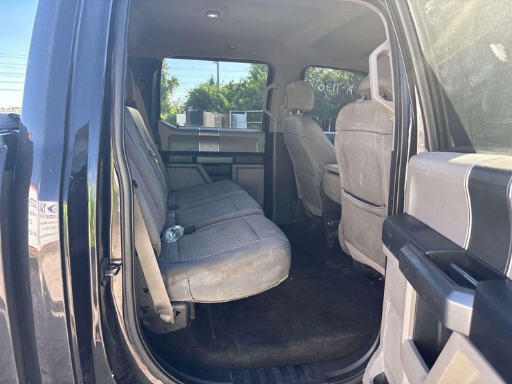 2015-ford-f150-image-21